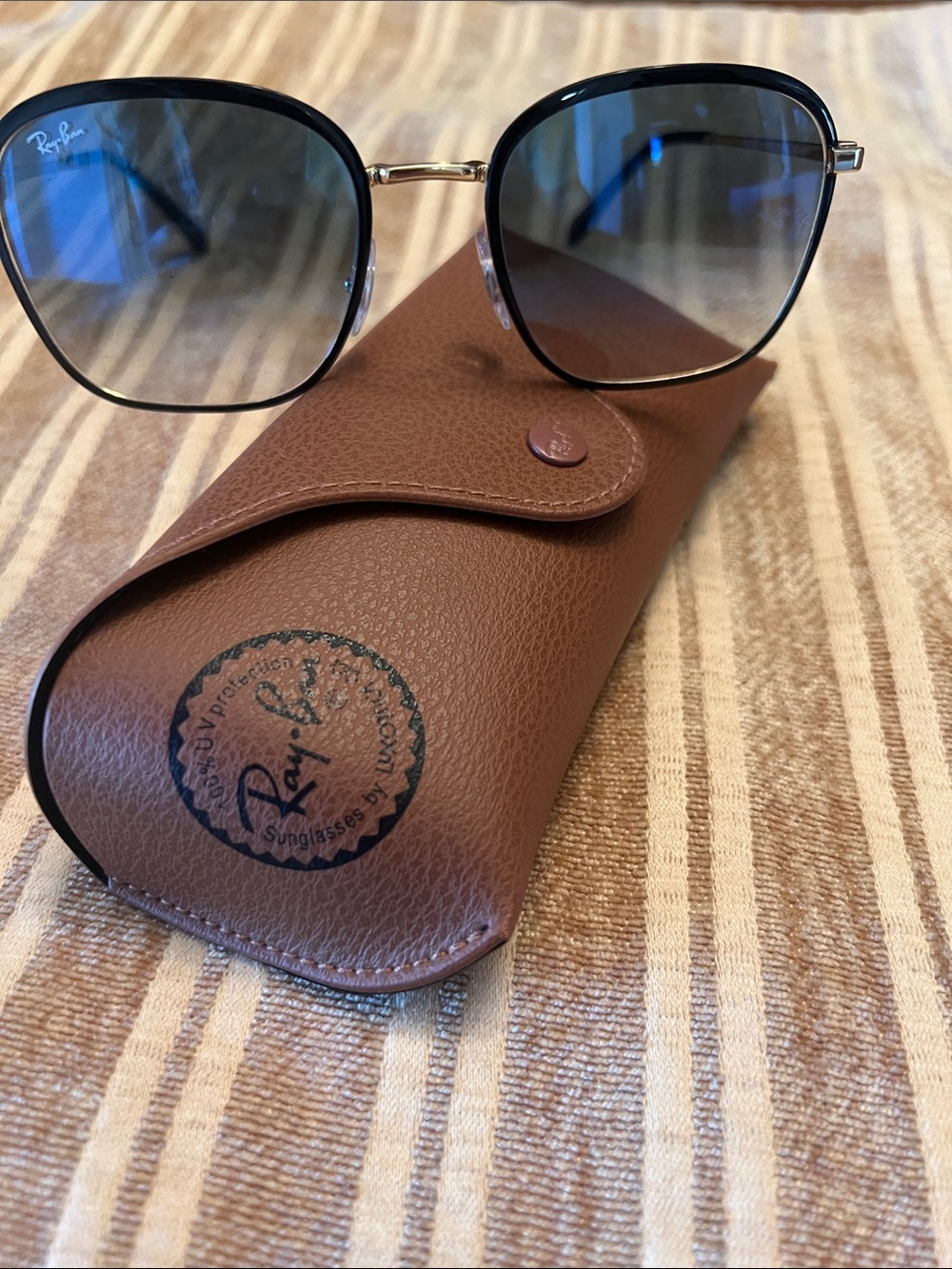 Ray ban sunglasses